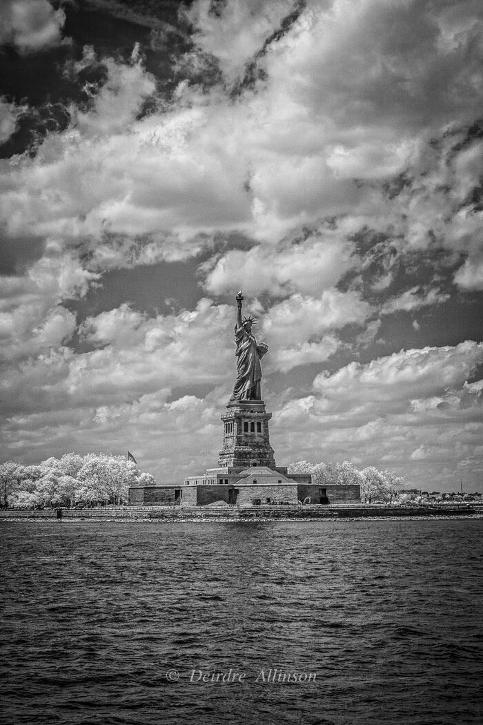 ladyliberty.jpg - 158850 Bytes